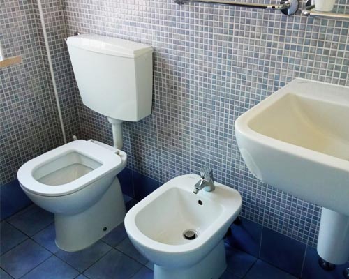 Sanitary ware in the bathroom