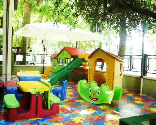 Area giochi per i bimbi