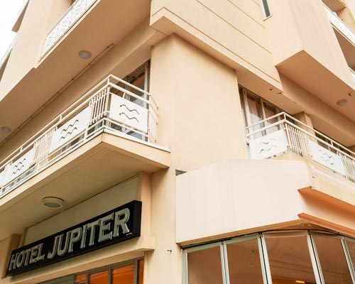 Front view Hotel Jupiter