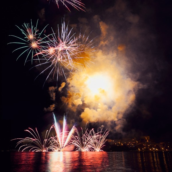 Ferragosto a Cattolica tra Emozioni e Spettacoli